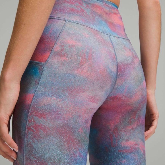 Lululemon Athletica Blue and Pink Leggings - Picture 5 of 11